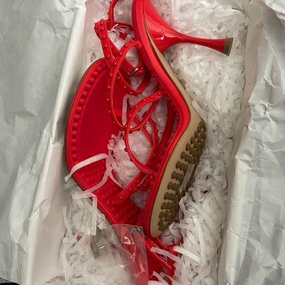 BOTTEGA VENETA
Dot leather thong sandals - Picture 4 of 6